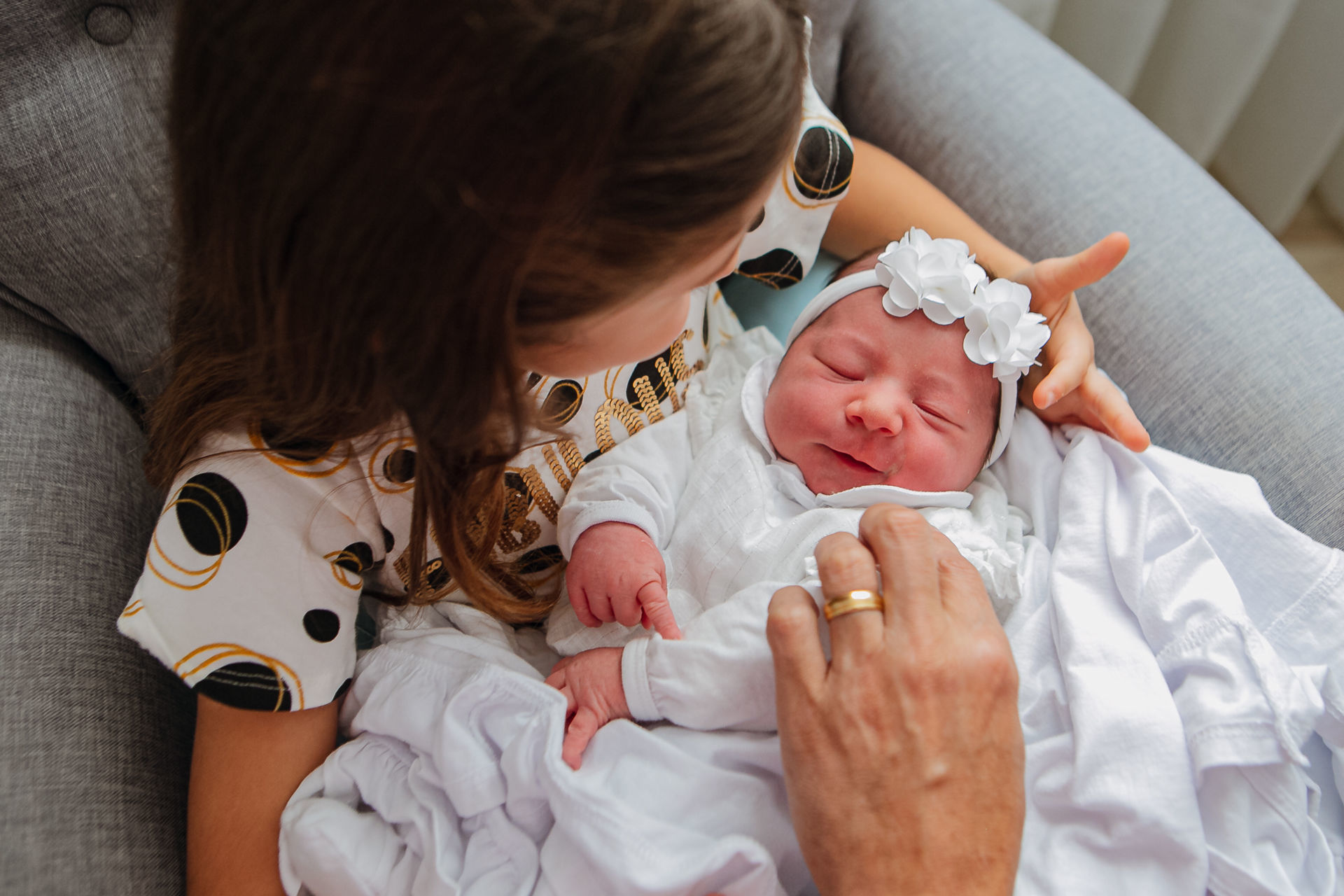 Foto O primeiro encontro de irmãs. Foto O primeiro encontro de irmãs. - Imagem 4
