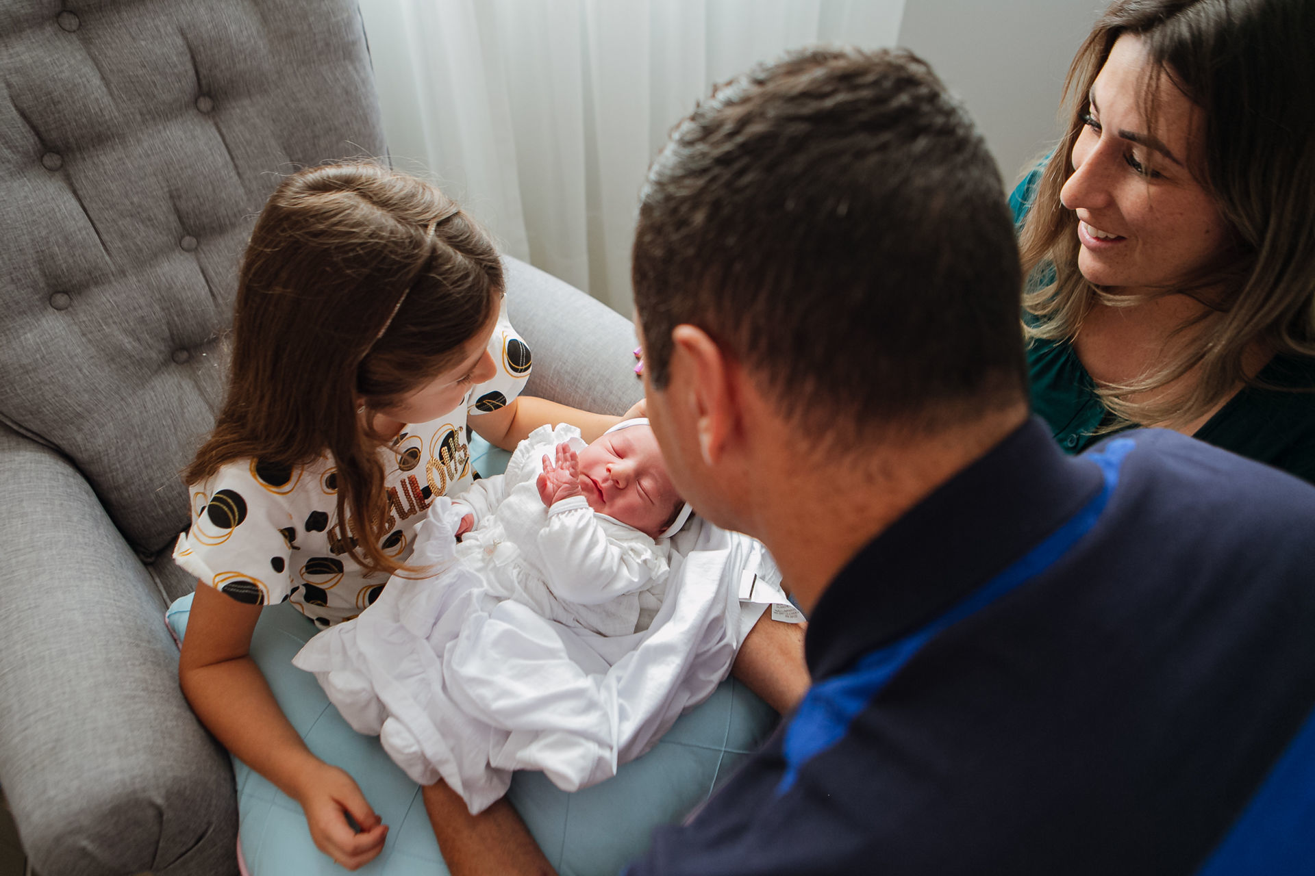 Foto O primeiro encontro de irmãs. Foto O primeiro encontro de irmãs. - Imagem 5